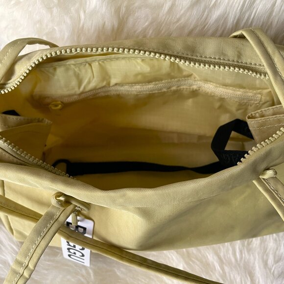 NWT Baggu Regular Nylon Bowler Bag - Butter - Picture 4 of 10